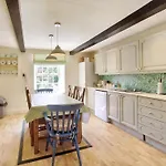 Carriage House - E5119 *
